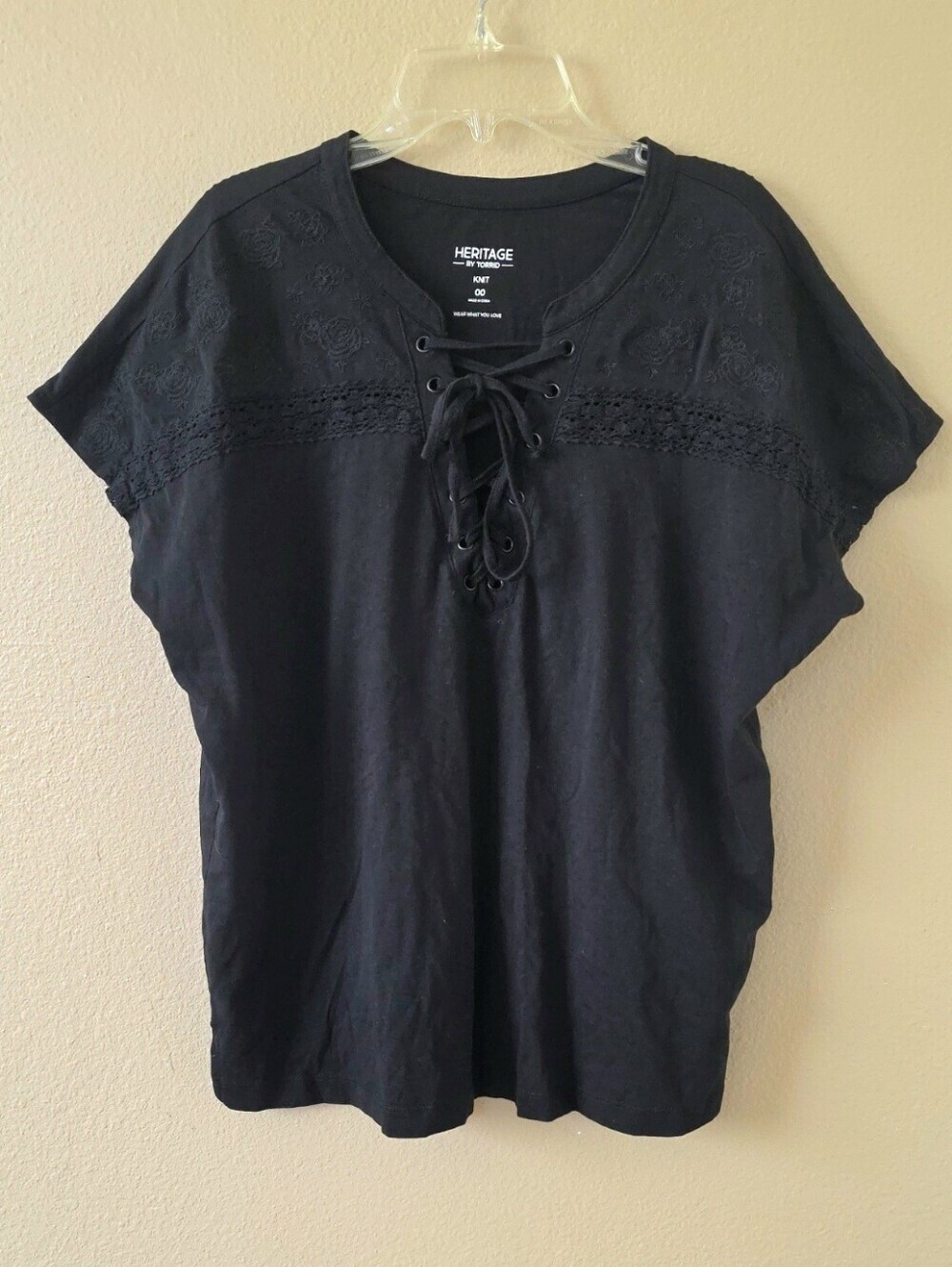 Torrid Heritage Black Lace Front Cotton Top - Size M/L